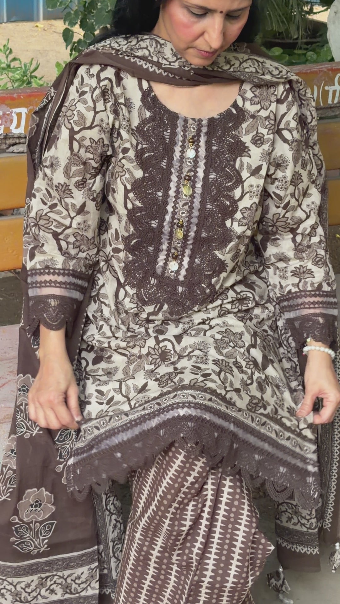 Mocha Noor Set